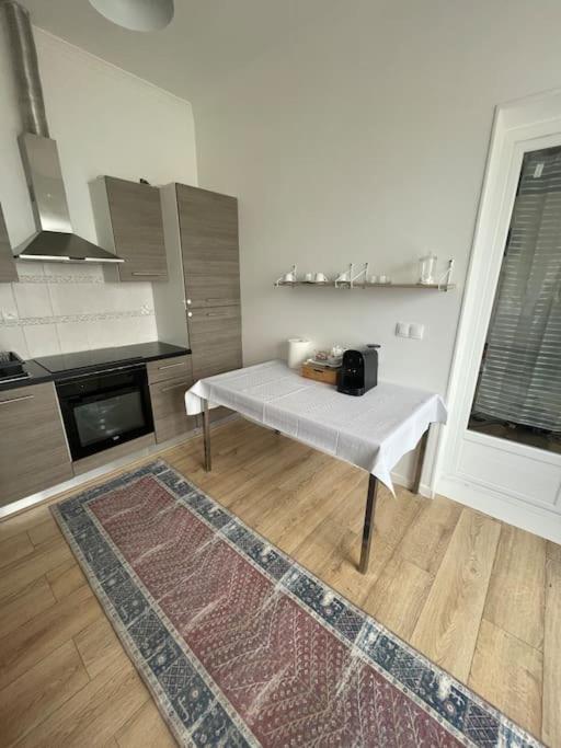 Bazilic Apartment