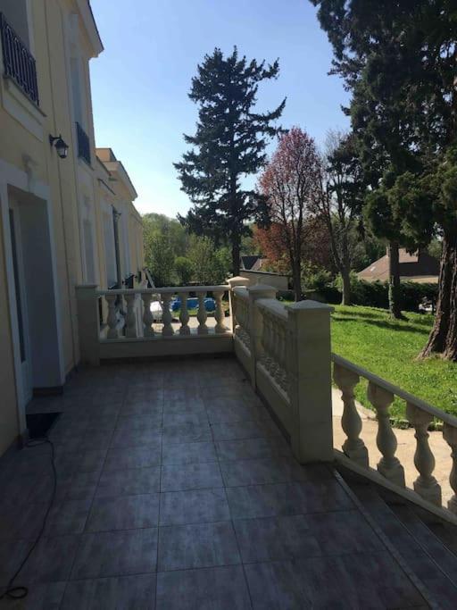 Bazilic Apartment *